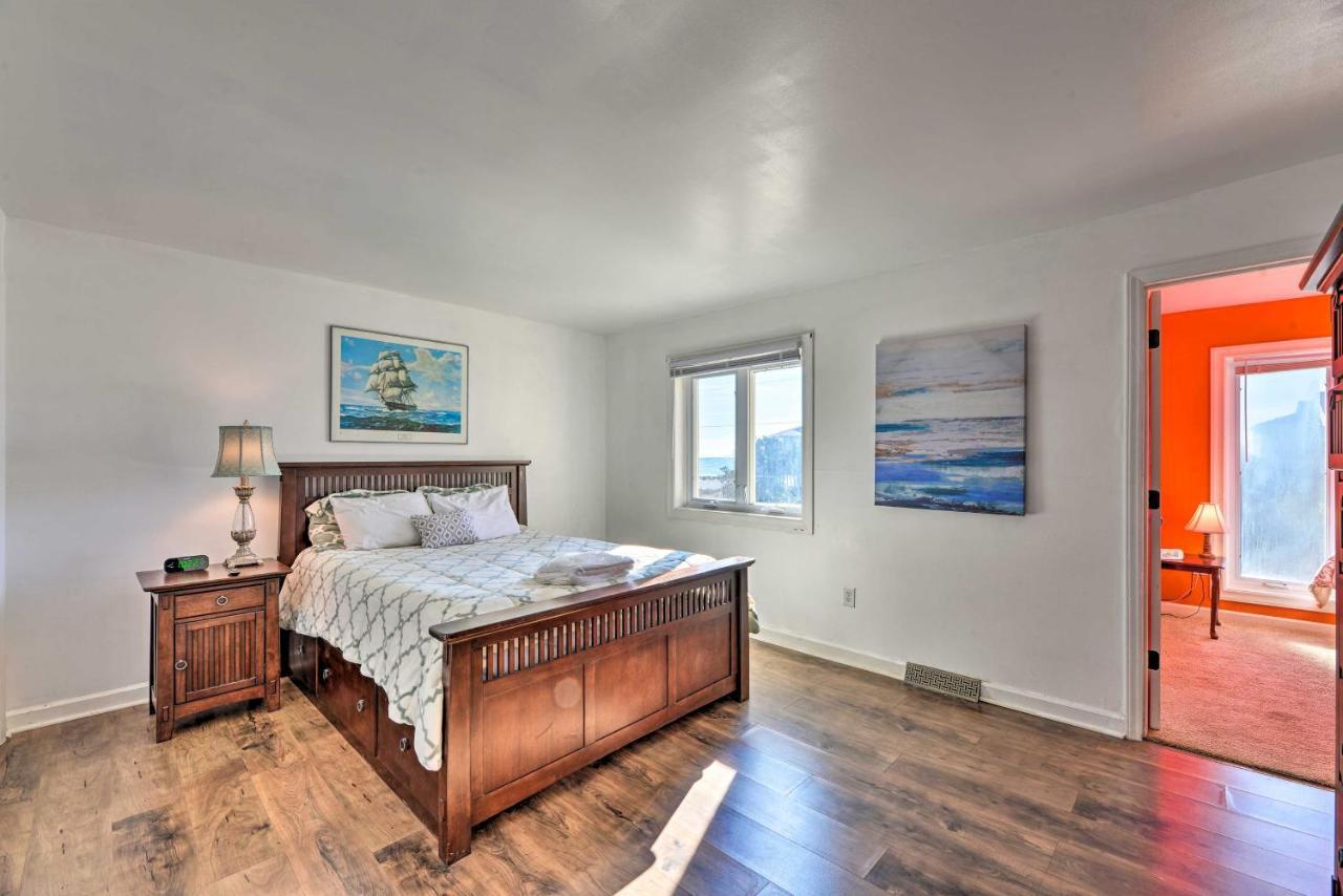 West Of The Moon Ocean Apt With Beach Access! Emerald Isle Esterno foto